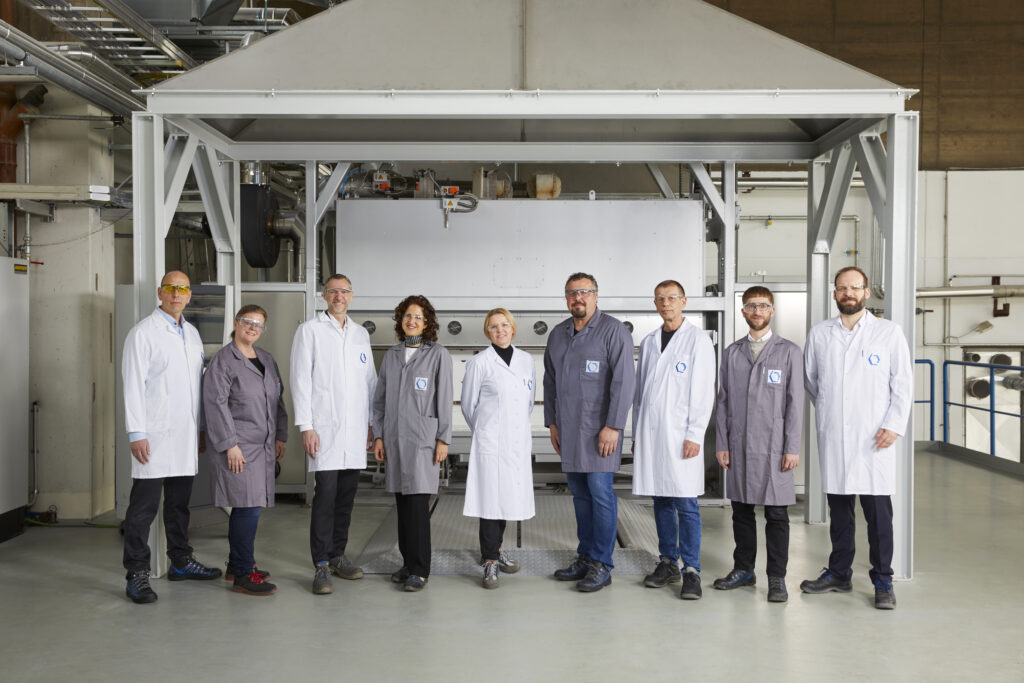 Nominiert für den »Innovations- und Forschungspreis des Landes Kärnten 2023«: Das F&E-Team sichert der Treibacher Industrie AG  durch ihren beharrlichen und innovativen Einsatz einen Vorsprung in der Luftfahrtindustrie.