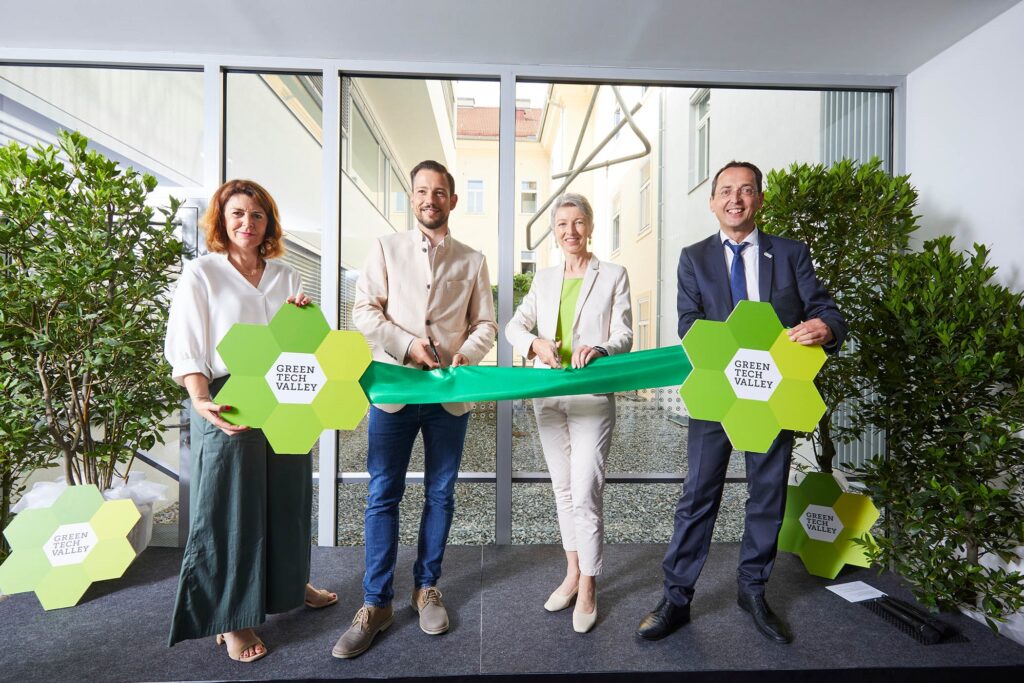 Feierliche Eröffnung des Green Tech Valley Cluster-Büros in den Räumlichkeiten des KWF am Völkermarkter Ring in Klagenfurt