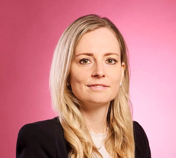 Mag. Lisa Smid, Bakk : <h4 class=